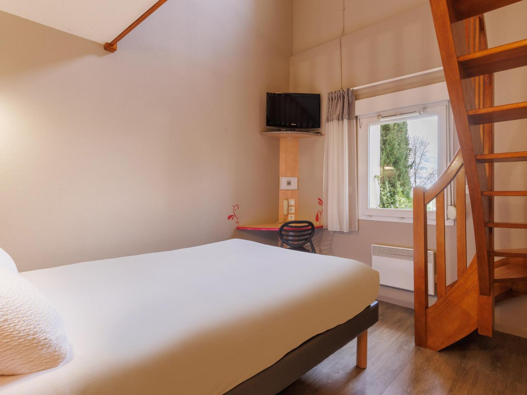 B&B Hotel Aurillac Le Lioran Екстериор снимка
